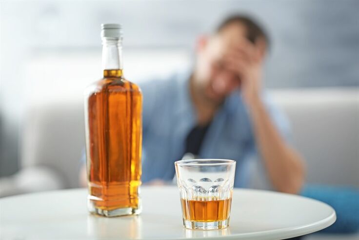 การดื่มแอลกอฮอล์ส่งผลเสียต่อสมรรถภาพทางเพศของผู้ชาย